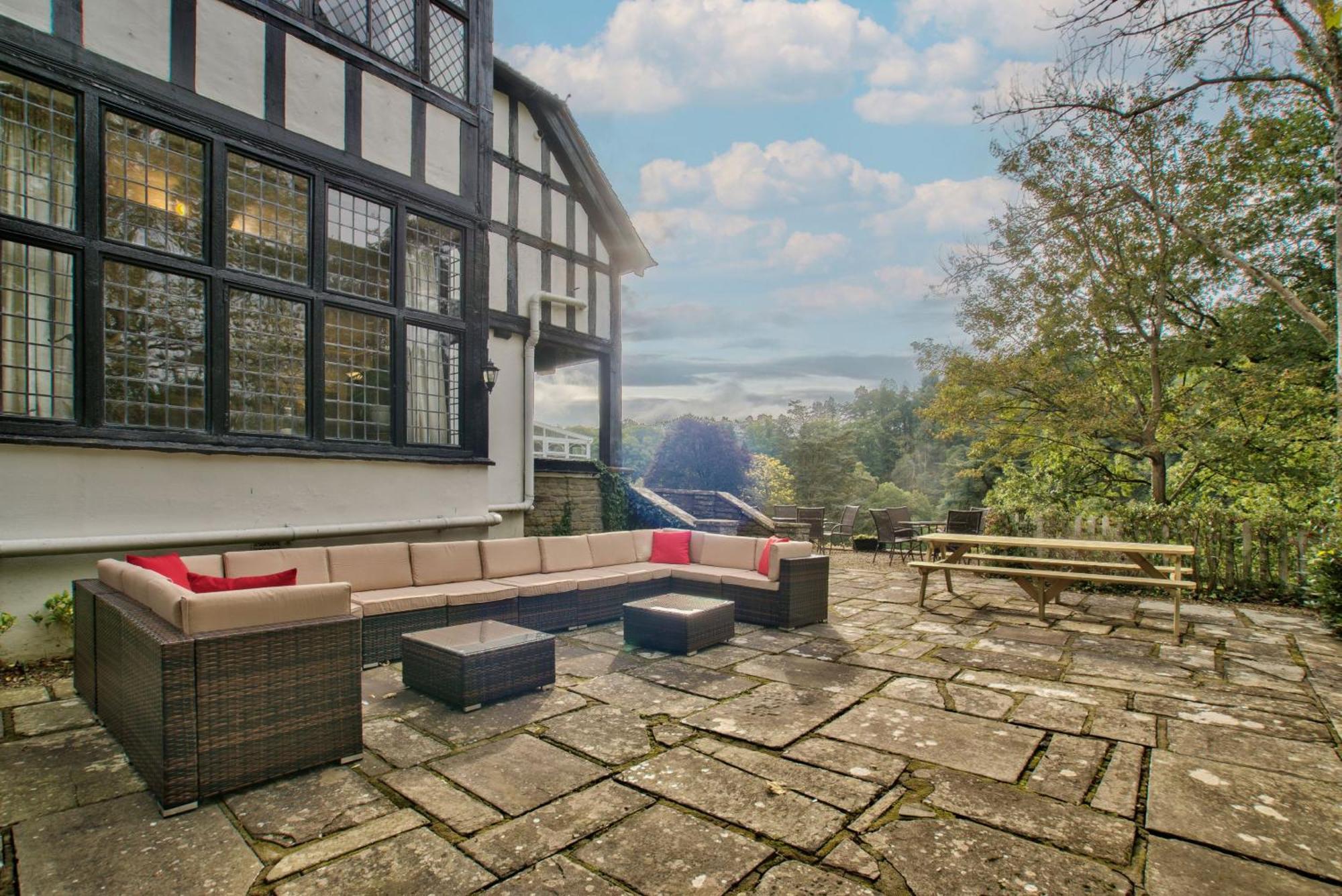 Vila Caer Beris Manor By Group Retreats Builth Wells Exteriér fotografie